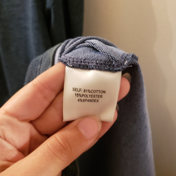 Jane and Delancey Chambray Long Sleeve Shift Dress - Picture 6 of 7